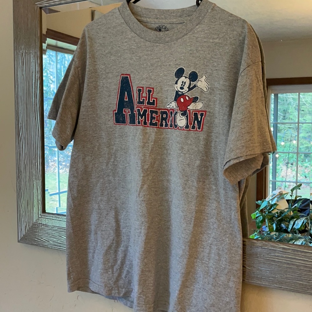 Disney Mickey & Co. - Vintage Mickey Mouse All American T-shirt size L